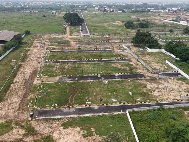 Residential Plot in Ambattur for resale Chennai. The reference number is 20993799