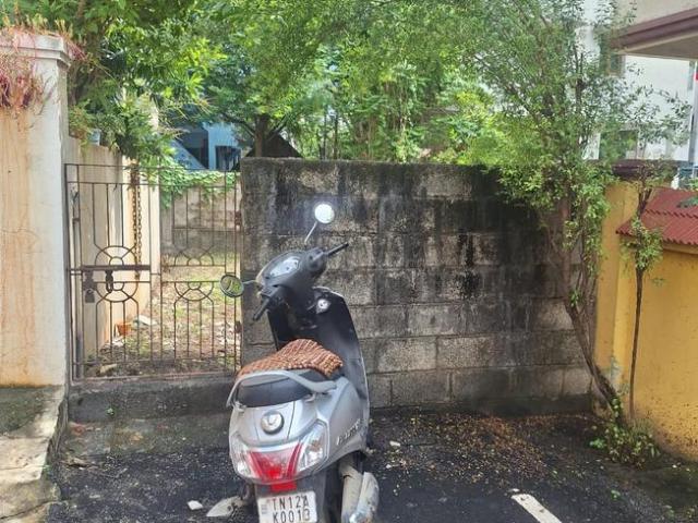 Residential Plot in Ambattur Industrial Estate for resale Chennai. The reference number is 15939558