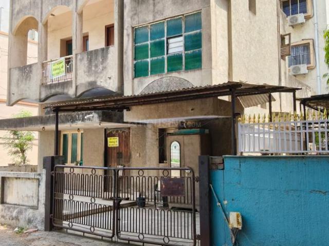 Residential Plot in Ambawadi for resale Ahmedabad. The reference number is 20599028
