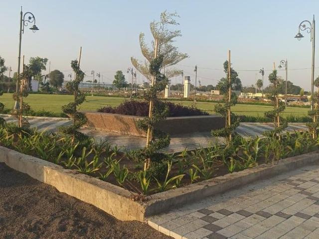 Residential Plot in Ambamoliya for resale Indore. The reference number is 19911044