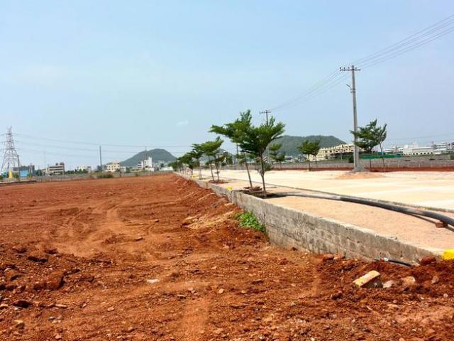 Residential Plot in Ambapuram for resale Vijayawada. The reference number is 20916965