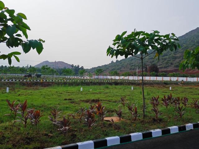 Residential Plot in Anakapalle for resale Visakhapatnam. The reference number is 19950873