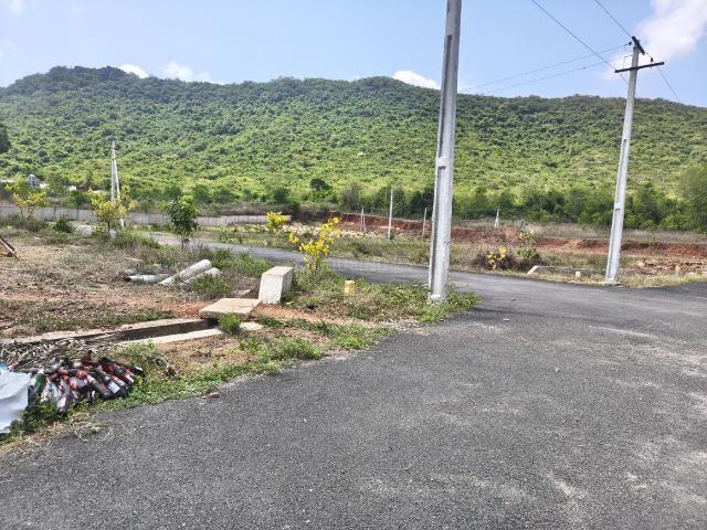 Residential Plot in Anakapalle for resale Visakhapatnam. The reference number is 20319233
