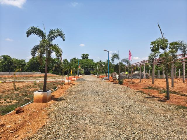 Residential Plot in Anakapalle for resale Visakhapatnam. The reference number is 20479219