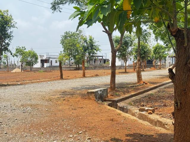 Residential Plot in Anakapalle for resale Visakhapatnam. The reference number is 20740947