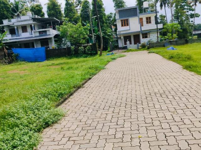 Residential Plot in Angamaly for resale Kochi. The reference number is 17703496
