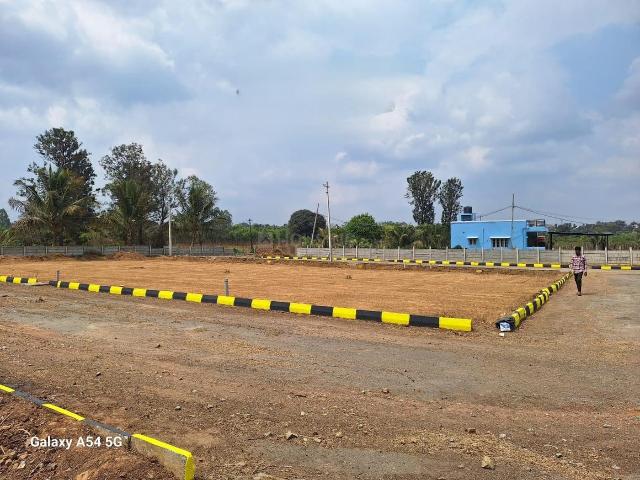 Residential Plot in Anekal for resale Bengaluru. The reference number is 20825052