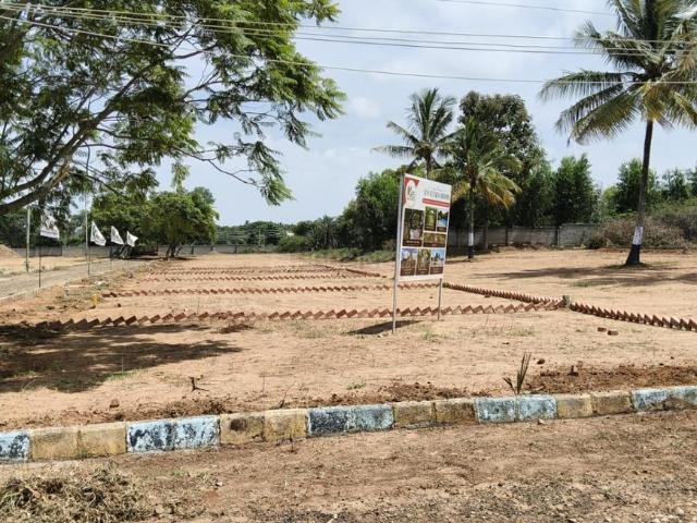 Residential Plot in Anekal for resale Bengaluru. The reference number is 21237899