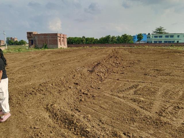 Residential Plot in Anisabad for resale Patna. The reference number is 17788286