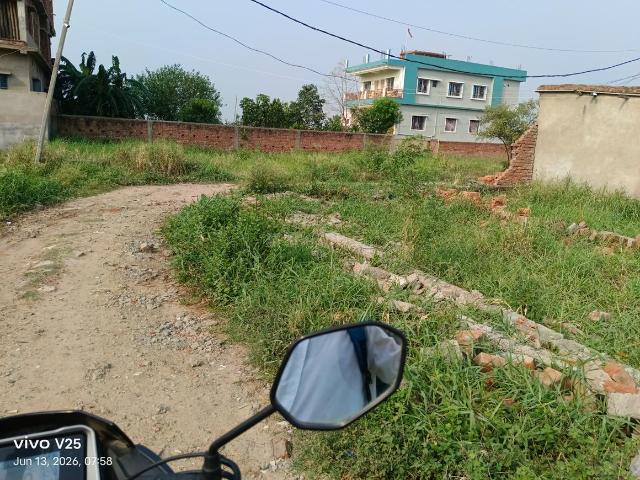 Residential Plot in Anisabad for resale Patna. The reference number is 20477357