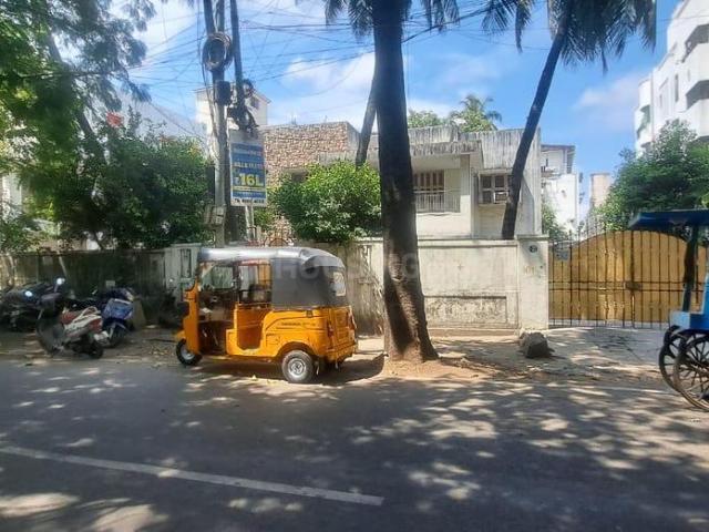 Residential Plot in Anna Nagar for resale Chennai. The reference number is 21376927