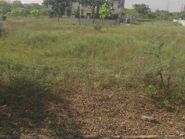 Residential Plot in Ansal Golf Links 1 for resale Greater Noida. The reference number is 20976401