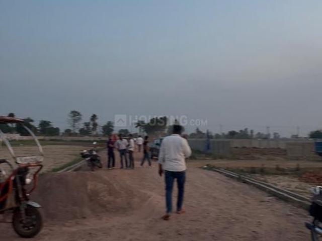 Residential Plot in Anwarpur for resale Hapur. The reference number is 20285945