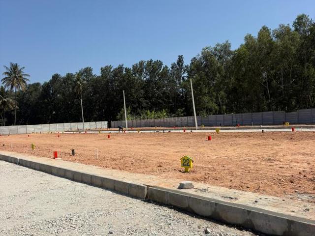 Residential Plot in Budigere Cross for resale Bengaluru. The reference number is 20940444