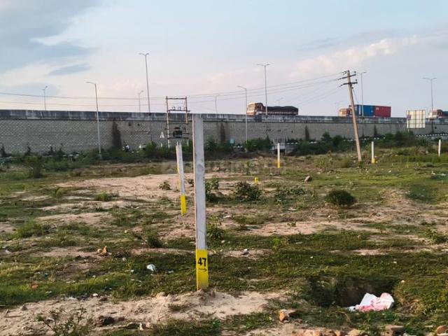 Residential Plot in Budur for resale Chennai. The reference number is 21023345