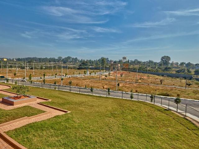 Residential Plot in Bukkasagara for resale Bengaluru. The reference number is 21385609
