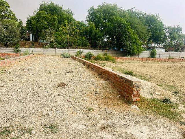 Residential Plot in Babatpur for resale Varanasi. The reference number is 17387157