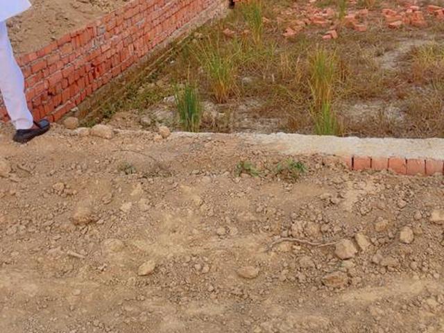 Residential Plot in Babatpur for resale Varanasi. The reference number is 19772862