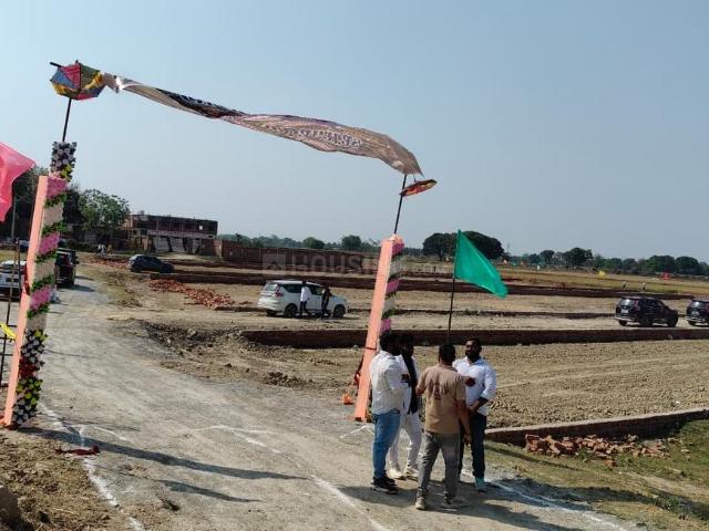 Residential Plot in Babatpur for resale Varanasi. The reference number is 19836700