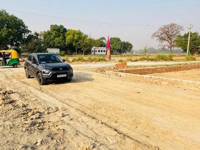 Residential Plot in Babatpur for resale Varanasi. The reference number is 20421665