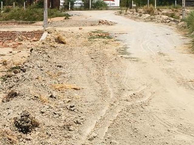 Residential Plot in Babatpur for resale Varanasi. The reference number is 20549336