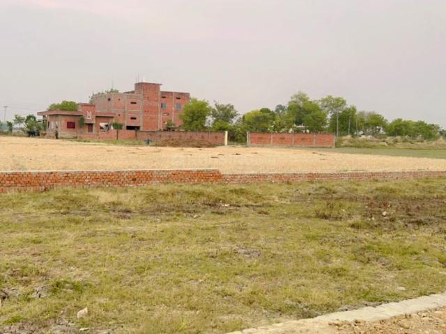 Residential Plot in Babatpur for resale Varanasi. The reference number is 20677985