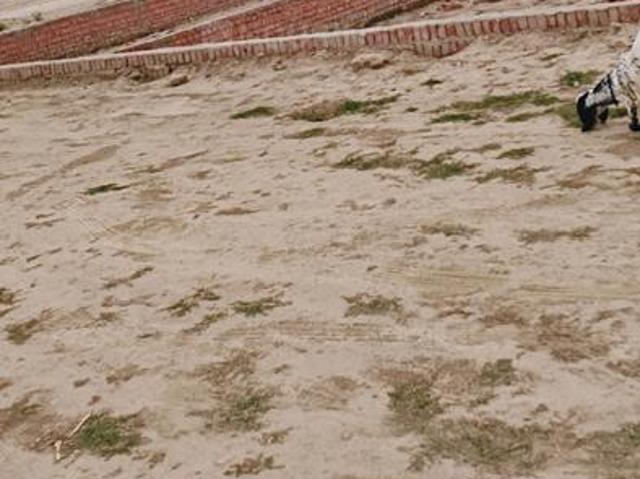 Residential Plot in Babatpur for resale Varanasi. The reference number is 20773868