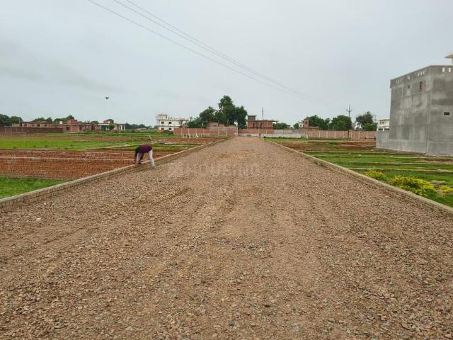 Residential Plot in Babatpur for resale Varanasi. The reference number is 20795866