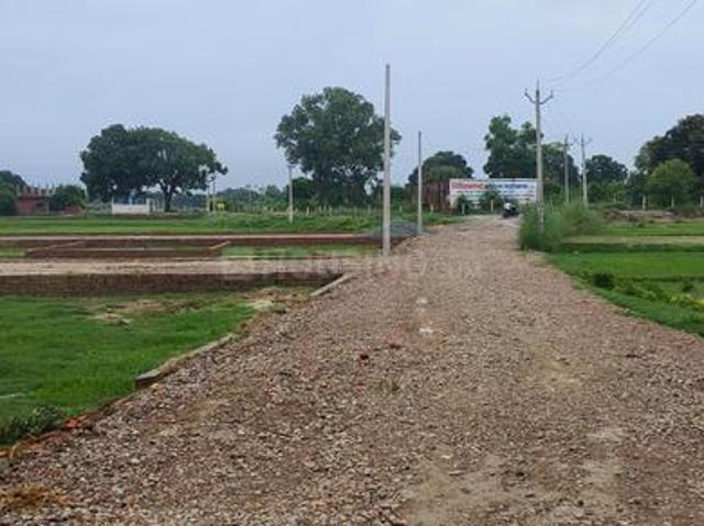 Residential Plot in Babatpur for resale Varanasi. The reference number is 20799817