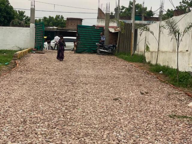 Residential Plot in Babatpur for resale Varanasi. The reference number is 20818579