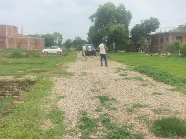 Residential Plot in Babatpur for resale Varanasi. The reference number is 20834681