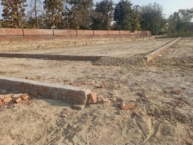 Residential Plot in Babatpur for resale Varanasi. The reference number is 21081119