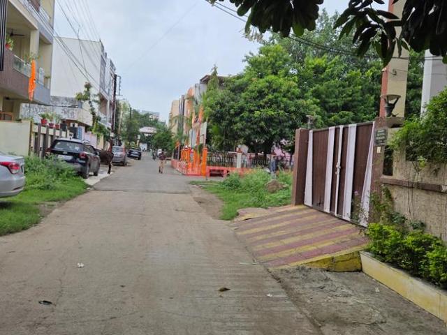 Residential Plot in Bagmugaliya for resale Bhopal. The reference number is 20816374