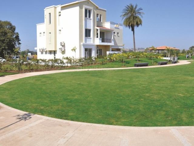 Residential Plot in Bada Bangarda for resale Indore. The reference number is 19178388