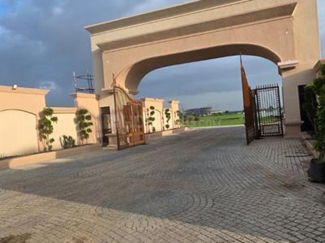 Residential Plot in Bada Bangarda for resale Indore. The reference number is 20840756