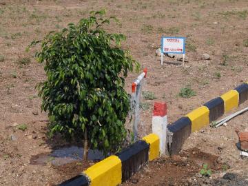 Residential Plot in Badlapur West for resale Badlapur. The reference number is 19925463