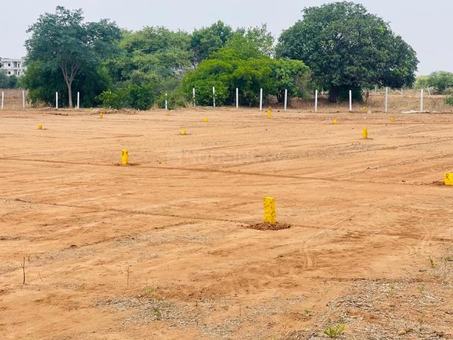 Residential Plot in Badlapur West for resale Badlapur. The reference number is 19939848