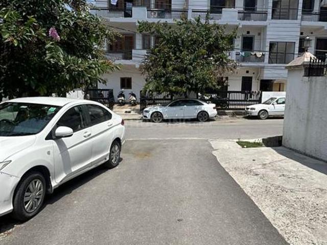 Residential Plot in Ballupur for resale Dehradun. The reference number is 21381497