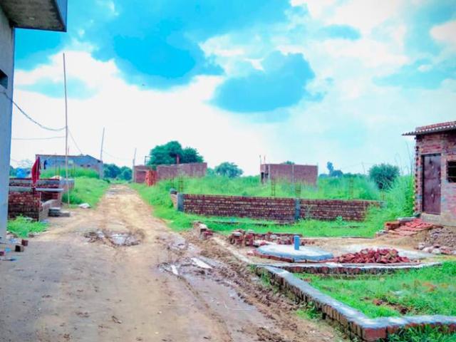 Residential Plot in Ballabhgarh for resale Faridabad. The reference number is 17011790