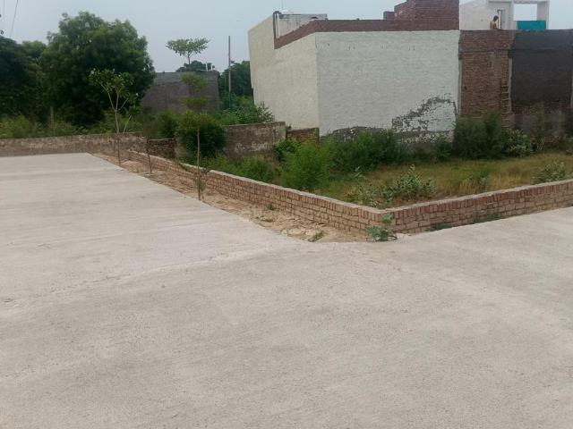 Residential Plot in Bamrauli Katara for resale Agra. The reference number is 17617508