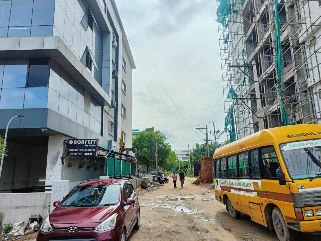 Residential Plot in Bandlaguda Jagir for resale Hyderabad. The reference number is 20859045