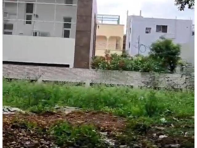 Residential Plot in Banjara Hills for resale Hyderabad. The reference number is 21032567