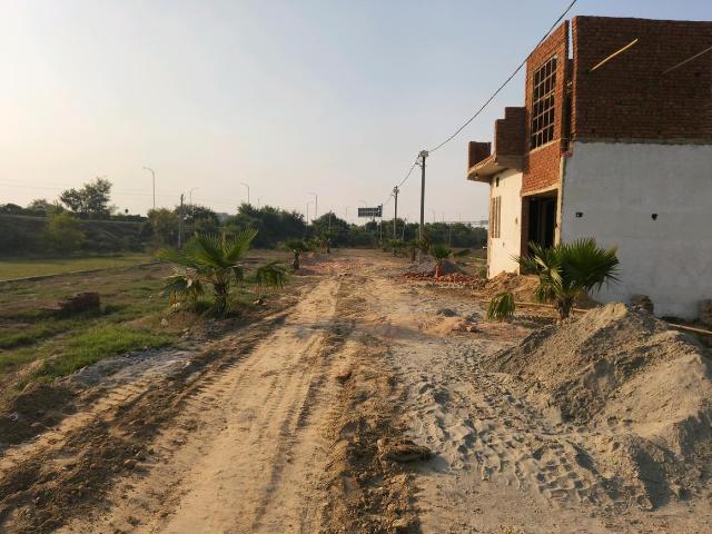 Residential Plot in Basantpur Saitli for resale Ghaziabad. The reference number is 21386401
