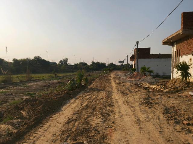 Residential Plot in Basantpur Saitli for resale Ghaziabad. The reference number is 21386390