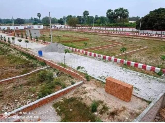 Residential Plot in Basdeopur for resale Darbhanga. The reference number is 17777640