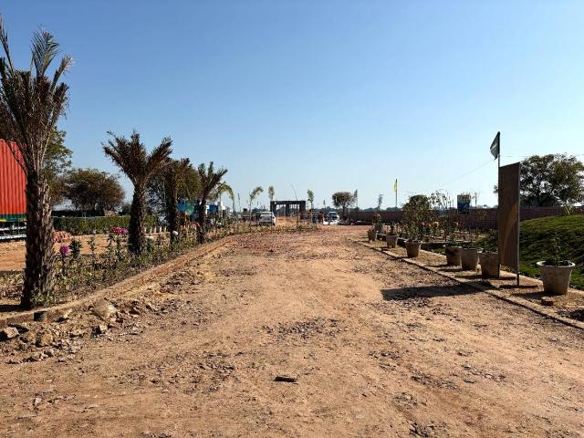 Residential Plot in Barsana for resale Mathura. The reference number is 19364819