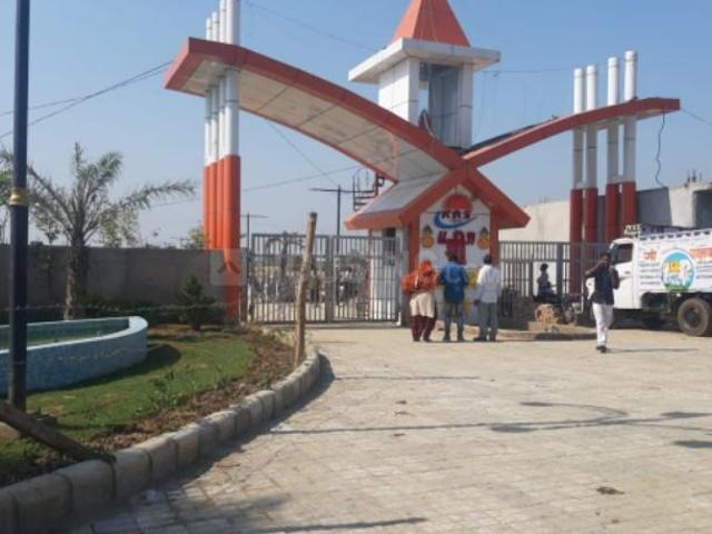 Residential Plot in Barsana for resale Mathura. The reference number is 12916934
