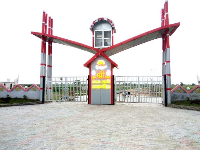 Residential Plot in Barsana for resale Mathura. The reference number is 7003850
