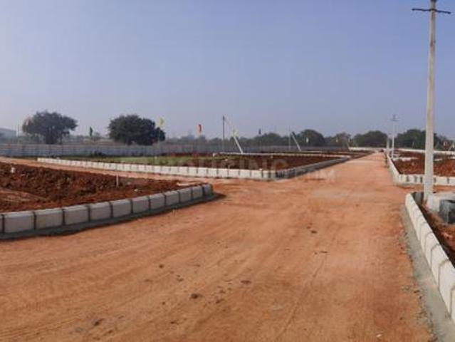 Residential Plot in Beeramguda for resale Sangareddy. The reference number is 19455108