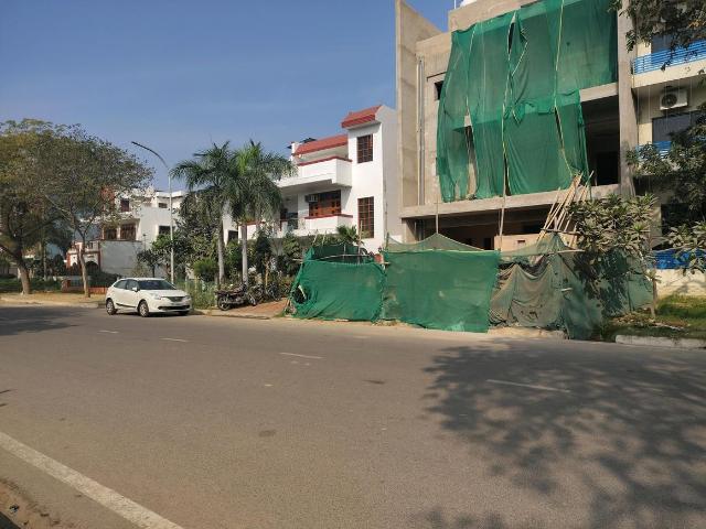 Residential Plot in Beta I for resale Greater Noida. The reference number is 19477419